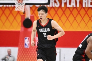 极速NBA76人vs火箭jrs直播_极速NBA76人vs火箭jrs直播在线观看_免费看直播
