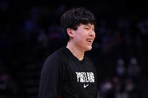 极速武汉三镇B队vs厦门飞鹭进球集锦_极速武汉三镇B队vs厦门飞鹭进球集锦在线观看_免费看直播
