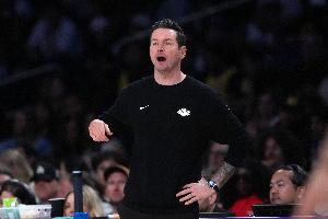 火爆NBA76人vs火箭直播_火爆NBA76人vs火箭直播在线观看_免费看直播